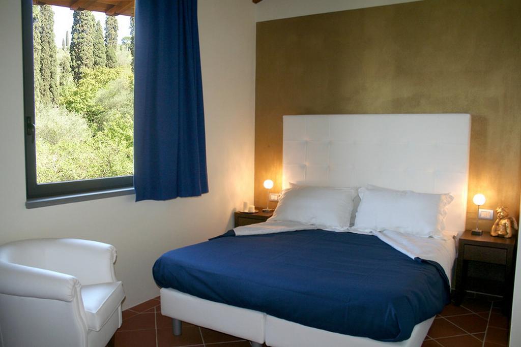 Tavarnuzze Il Poggiolo Delle Rose Bed&Breakfast חדר תמונה