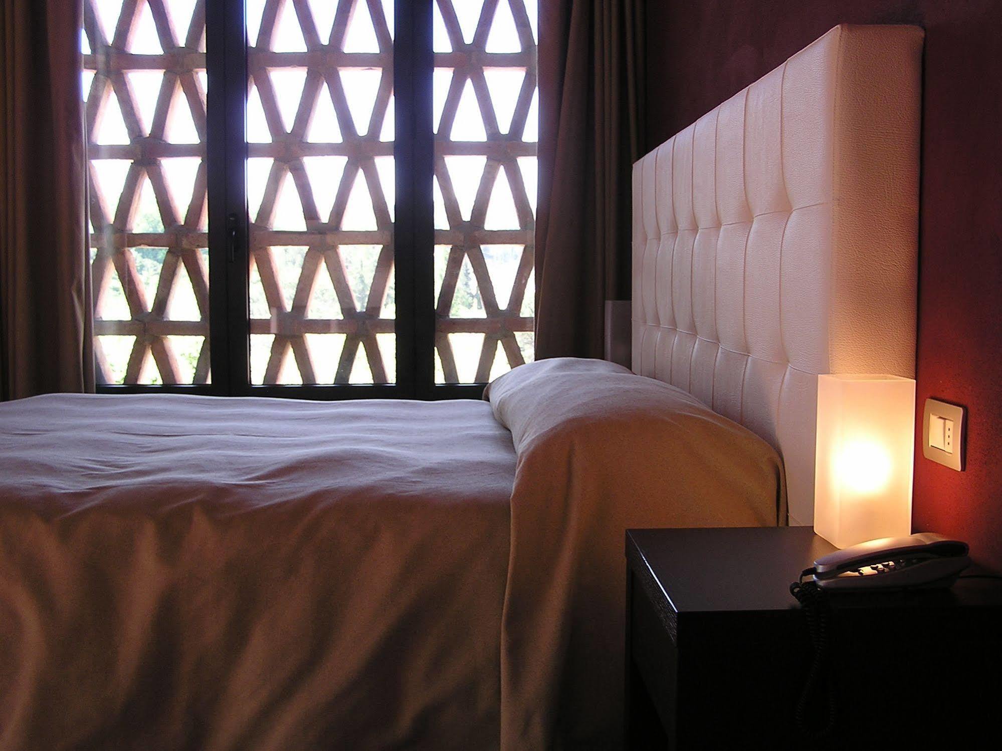 Tavarnuzze Il Poggiolo Delle Rose Bed&Breakfast מראה חיצוני תמונה